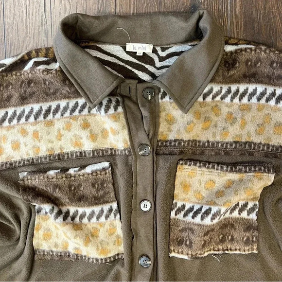 La Miel patch fleece shacket (NWOT) SZ MED - Picture 3 of 5
